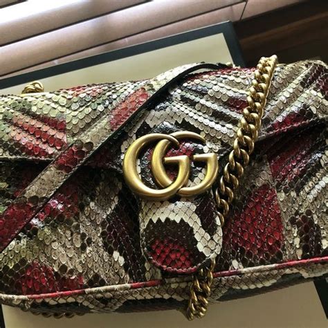 gucci marmont 2.0 genuine python shoulder bag in roccia rosso